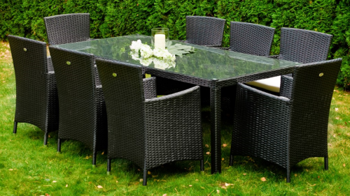 Meble do ogrodu - jaki stół i krzesła najlepsze